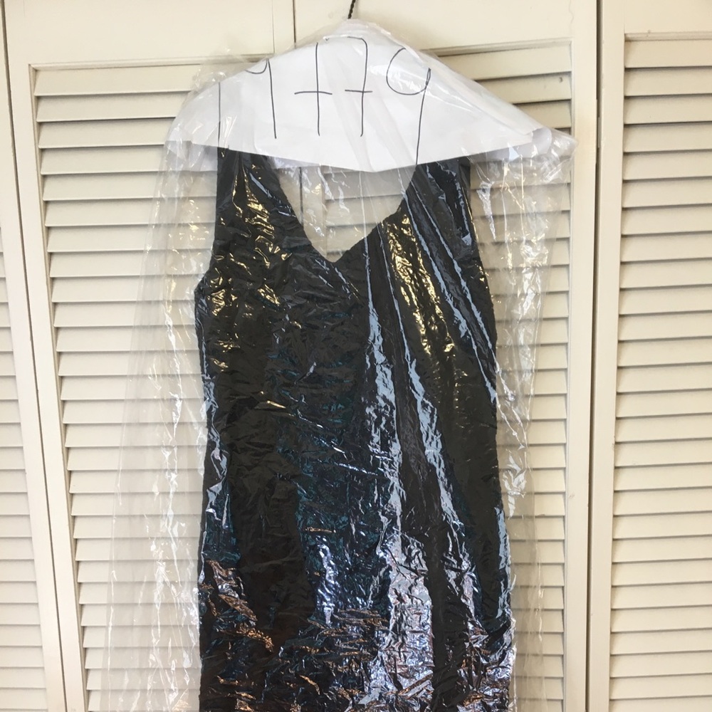 Beautiful new dress DKNY black size 14